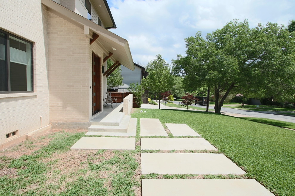 Lakewood Modern by The Plant Concierge - Photo 3