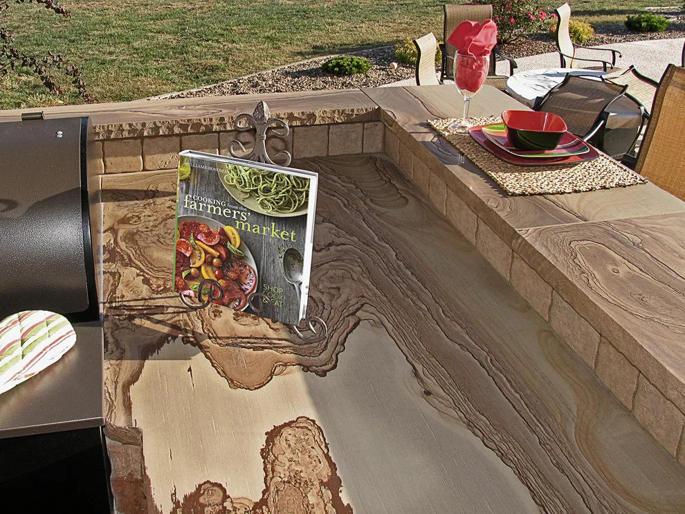 Campbell Residence Outdoor Kitchen by Semco Stone - Photo 2