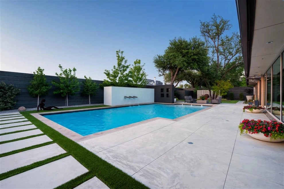 Swimming Pool Landscaping in Modern Preston Hollow by The Plant Concierge - Photo 15