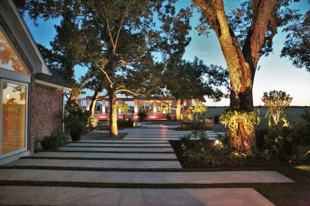Modern Ranch by The Plant Concierge - Photo 3