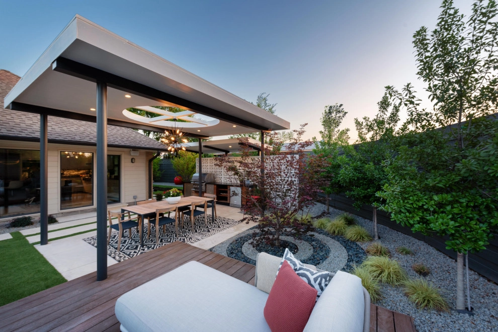 Swimming Pool Landscaping in Modern Preston Hollow by The Plant Concierge - Photo 5