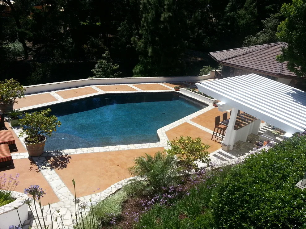 Palo Verdes Peninsula Swimming Pool Deck by Modern Concrete Surfaces - Photo 5