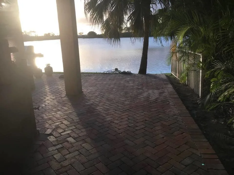 Carvalho Pavers - Photo 10