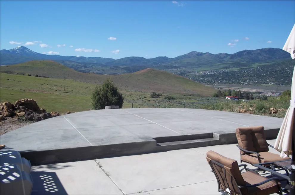 Outdoor Spaces by Roan Concrete - Photo 7