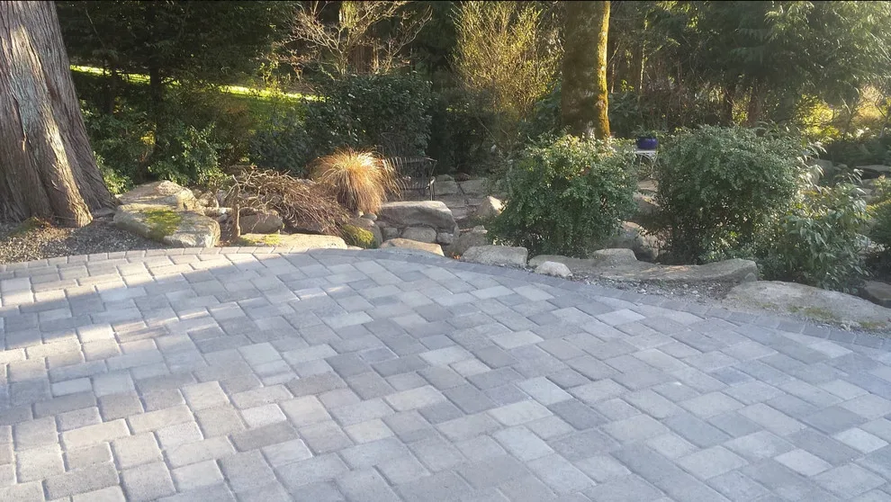Bespoke Outdoor Paver Patios by CD Paver Management - Photo 2