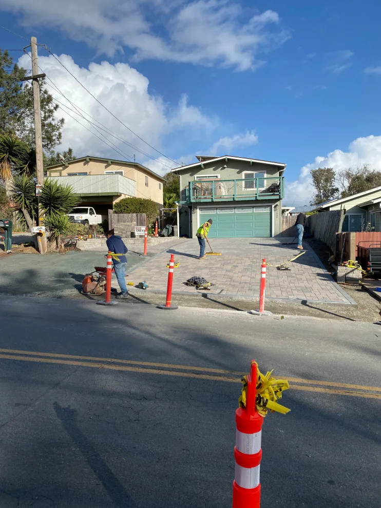 Paved driveway by Slocrete - Photo 2