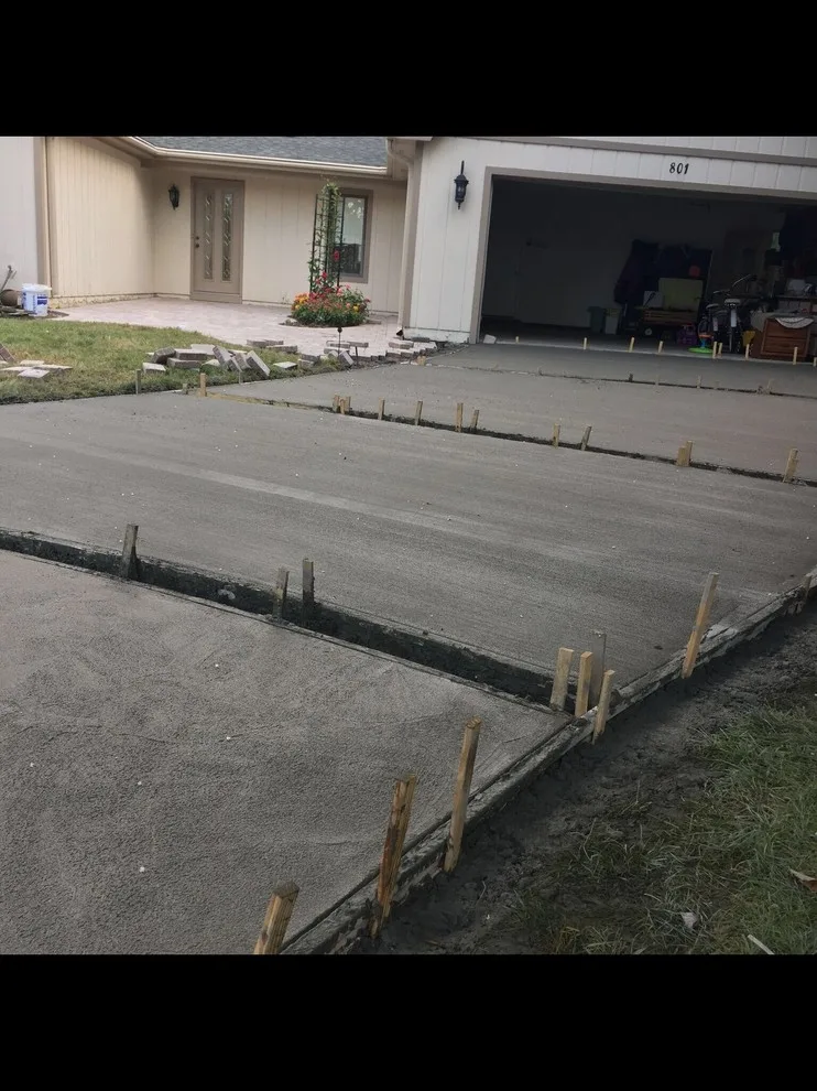 Paved Driveway by The Paver Guyz - Photo 37