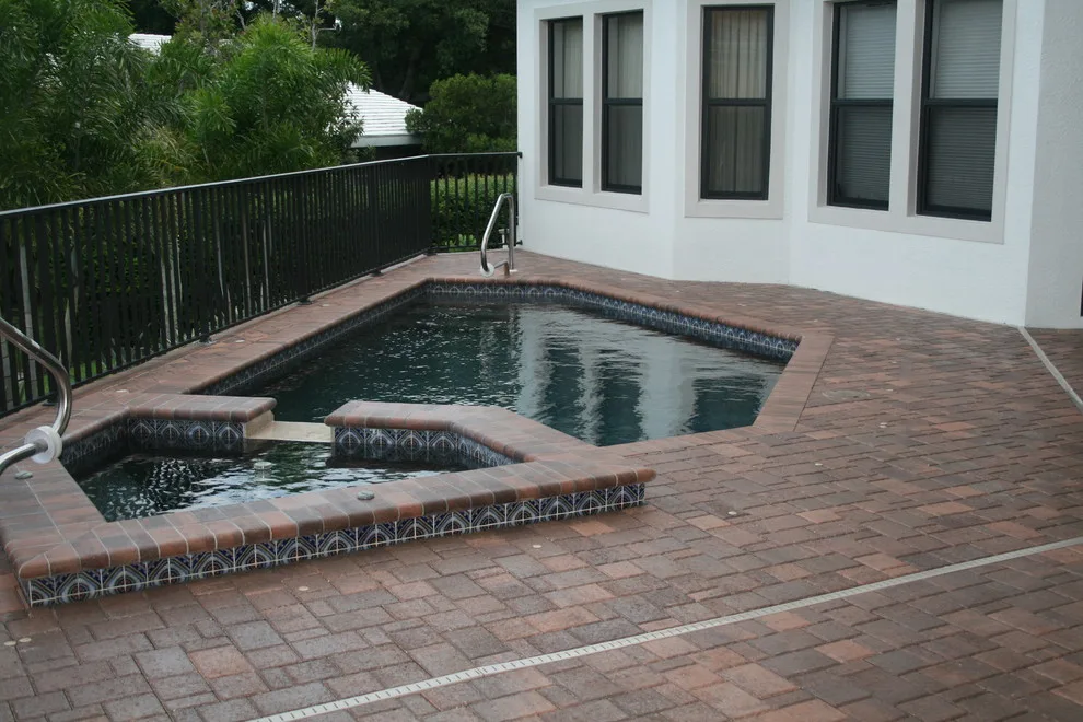 Island Exteriors, LLC - Photo 4