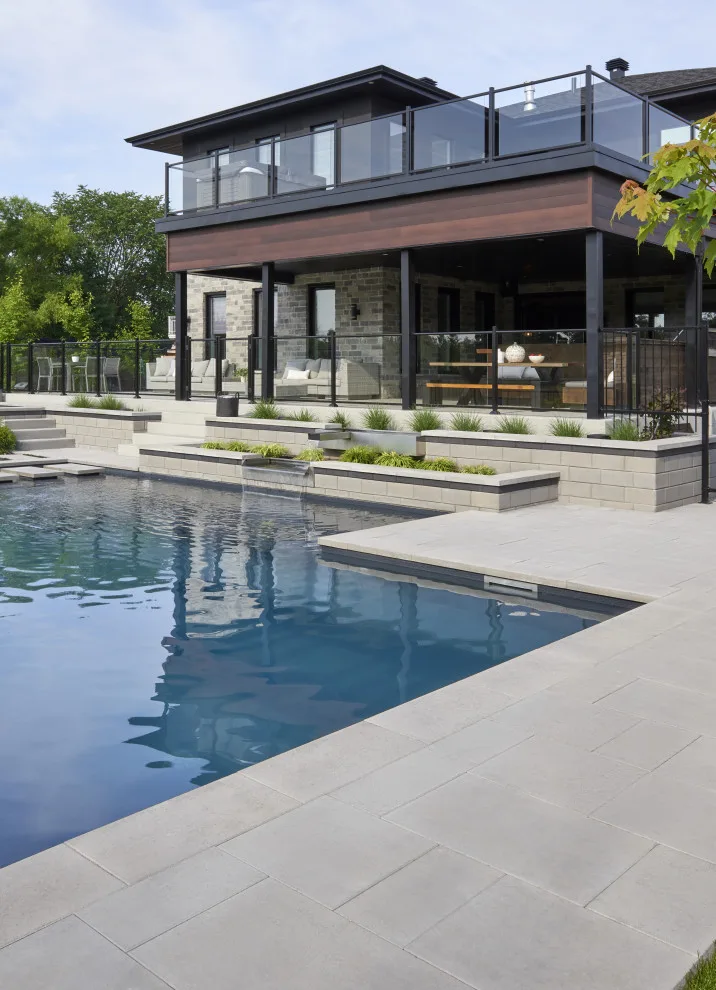 St-Jean-sur-Richelieu Poolside Haven by Techo-Bloc - Photo 14