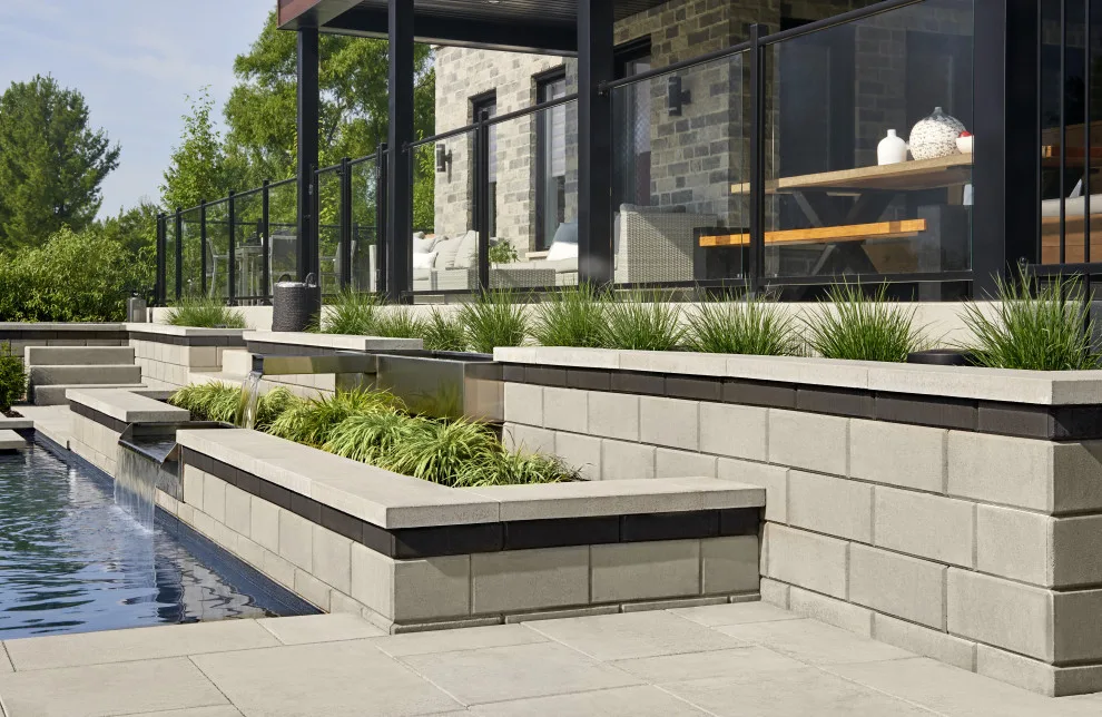 St-Jean-sur-Richelieu Poolside Haven by Techo-Bloc - Photo 9