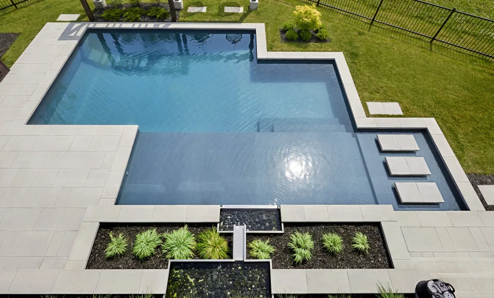 St-Jean-sur-Richelieu Poolside Haven by Techo-Bloc - Photo 13