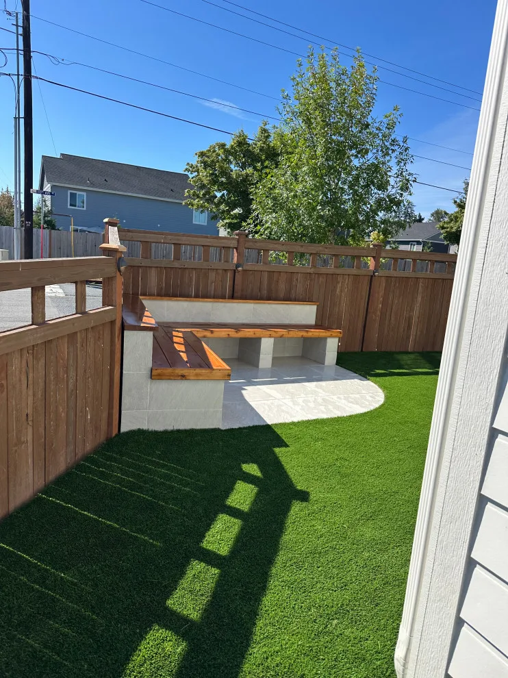 Ceramic tiles and synthetic grass by Xavier Pavers - Photo 2
