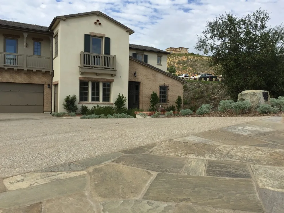 Cielo RSF by Ravello by Elite Concrete & Masonry Corporation - Photo 2