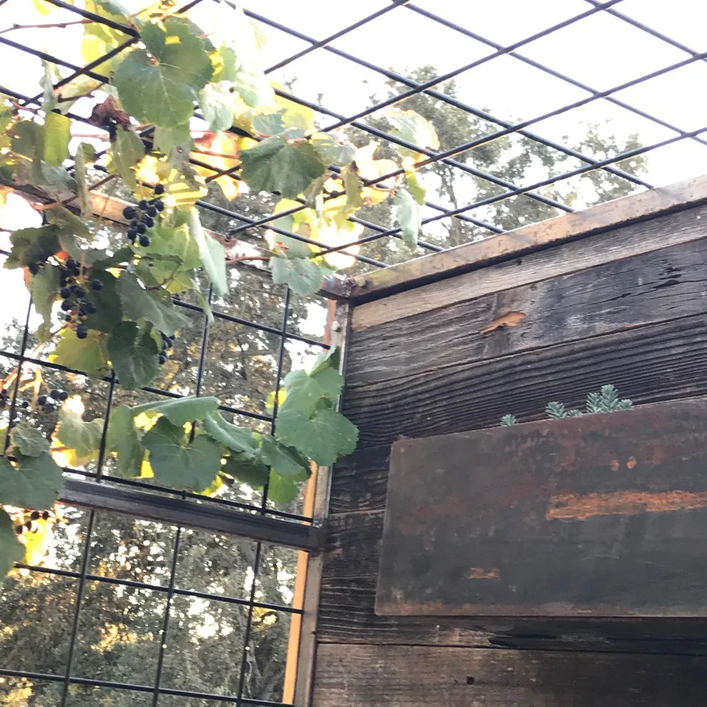 REPURPOSE WOOD, CONCRETE, AND STEEL by Slocrete - Photo 12