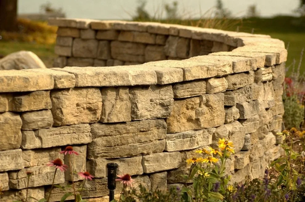 Supportive Barriers by Illinois Brick Company - Photo 2