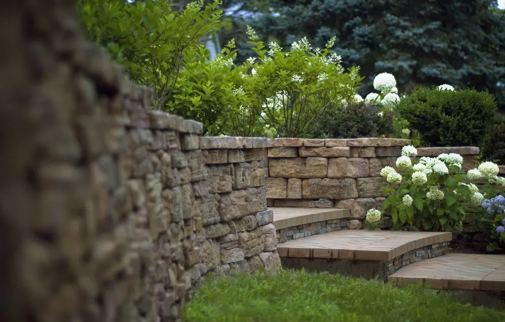 Supportive Barriers by Illinois Brick Company - Photo 5