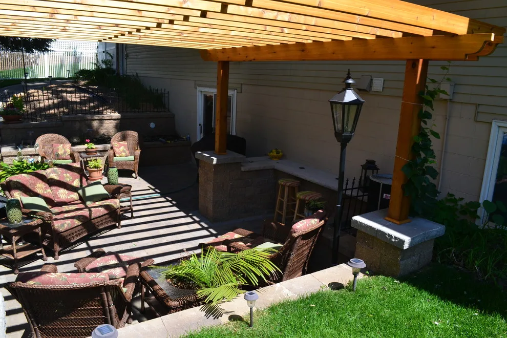 Rosemount garden revitalized by Devine Design Hardscapes - Photo 2