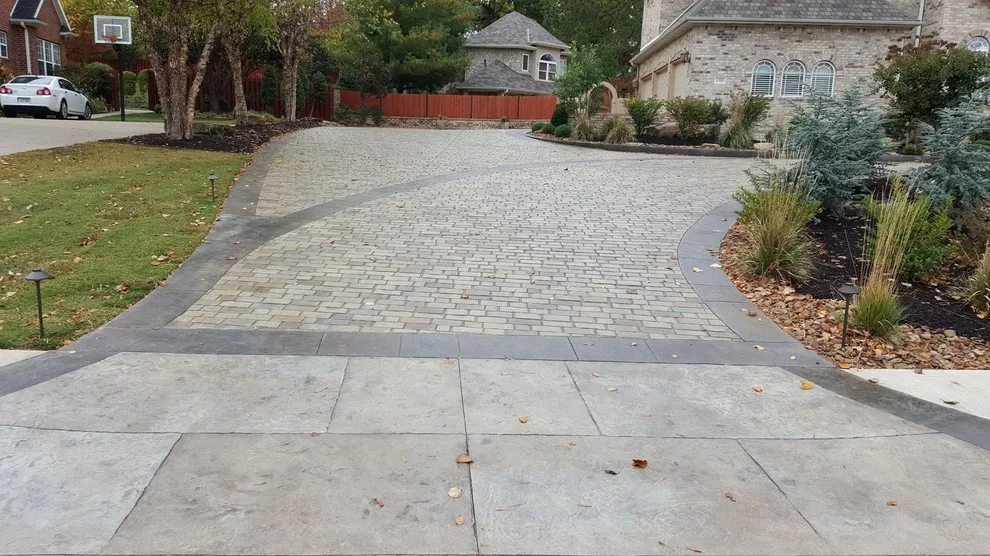 Cobble Drive in Action by Ozark Pattern Concrete - Photo 3