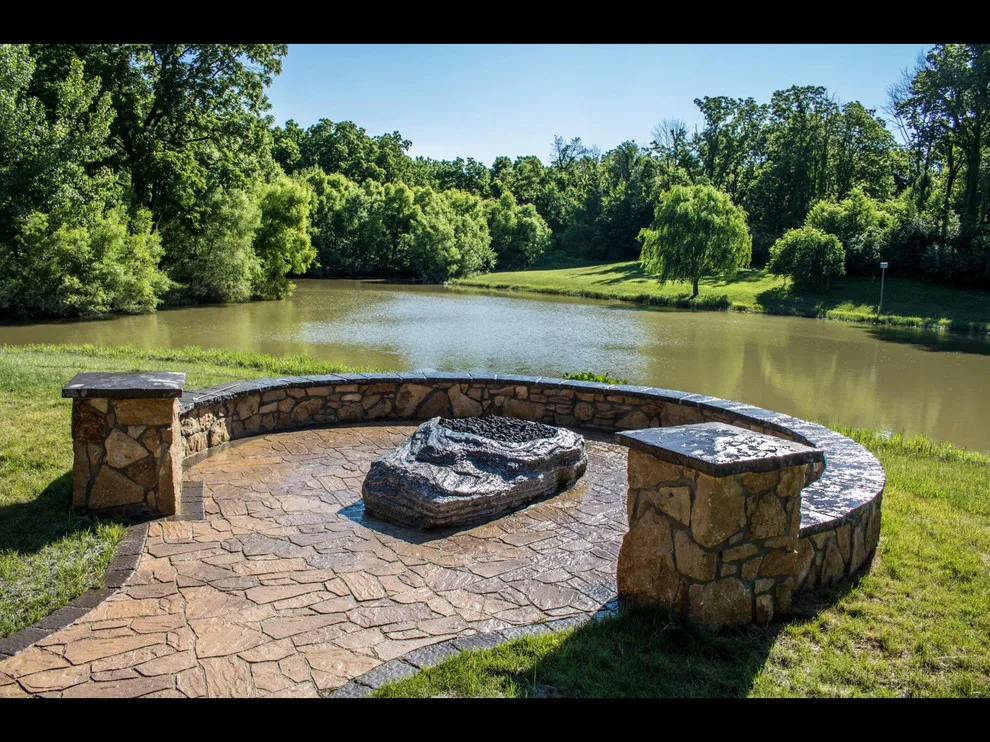 Denali Exterior Design - Photo 14
