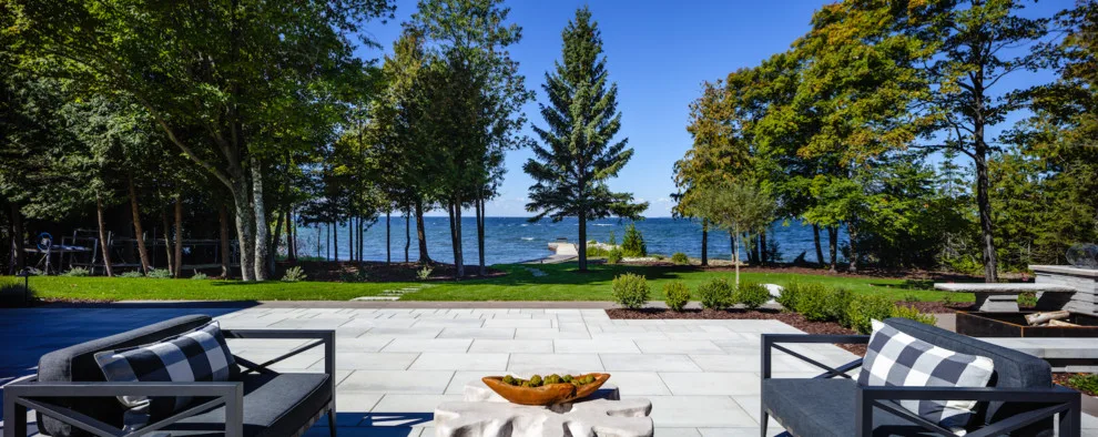Contemporary Rustic Exterior Design by Techo-Bloc - Photo 6
