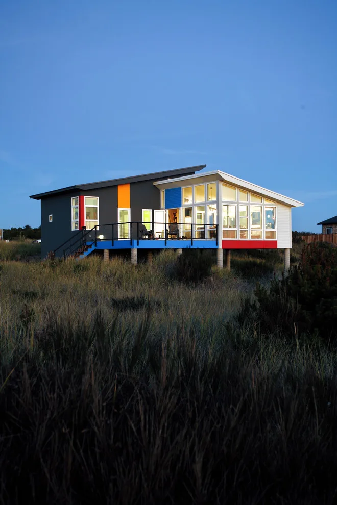 Seaside Escape by AS-Built Studio - Photo 4