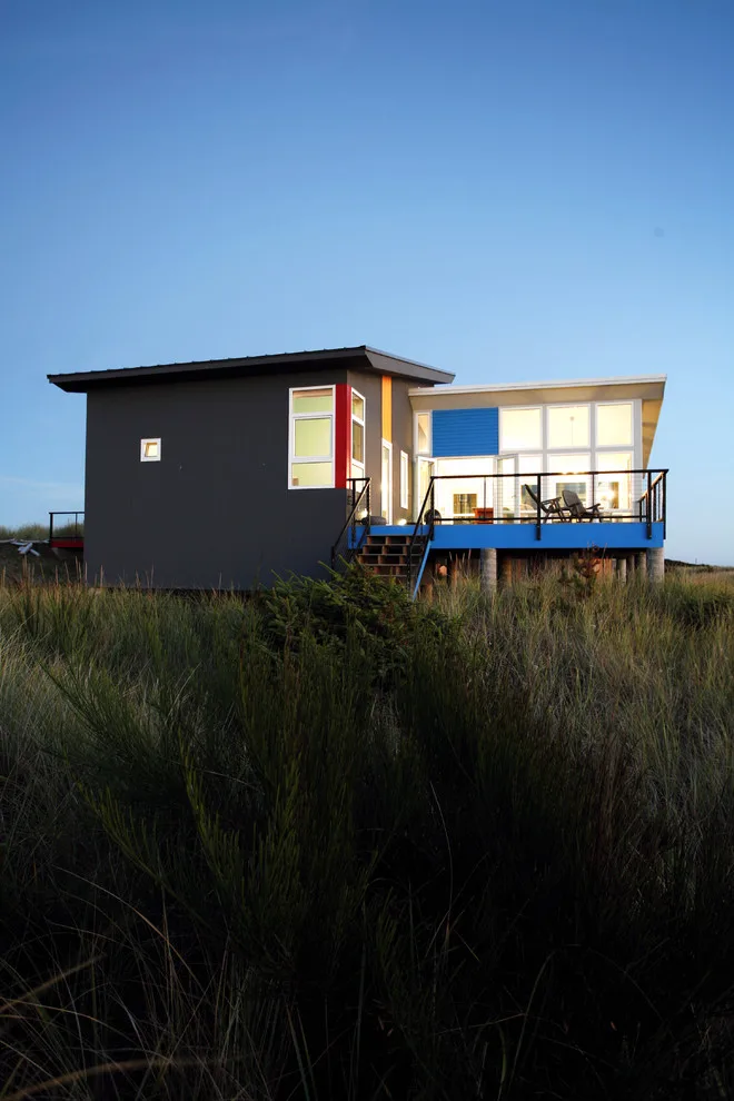 Seaside Escape by AS-Built Studio - Photo 8