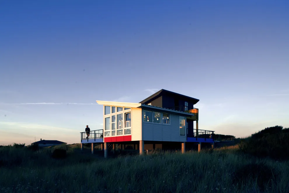 Seaside Escape by AS-Built Studio - Photo 3