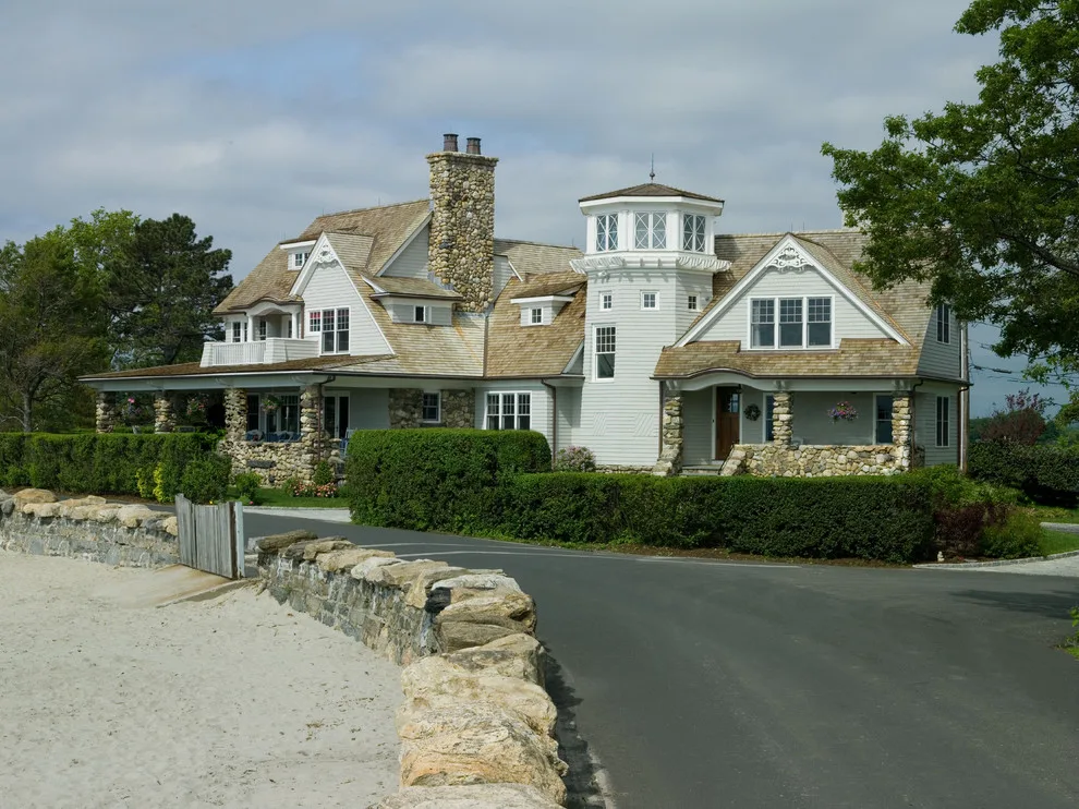 Coastal Shingle Style Retreat by Alisberg Parker - Photo 2