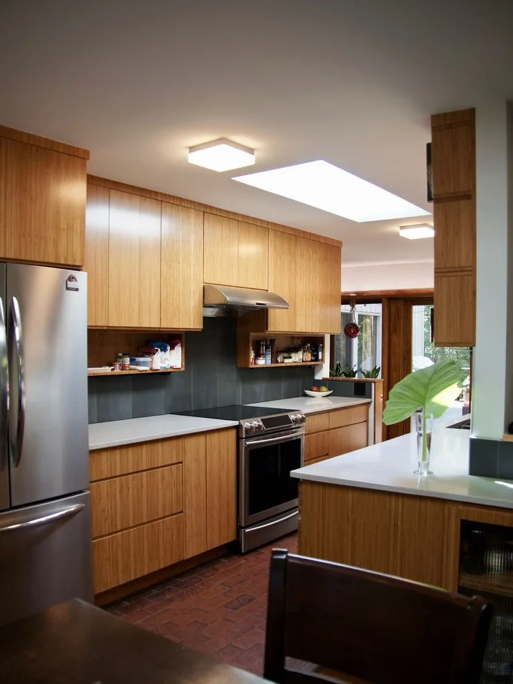 Modern Kitchen and Bathroom Makeover by GM by Sophie Piesse Architect, PA - Photo 18