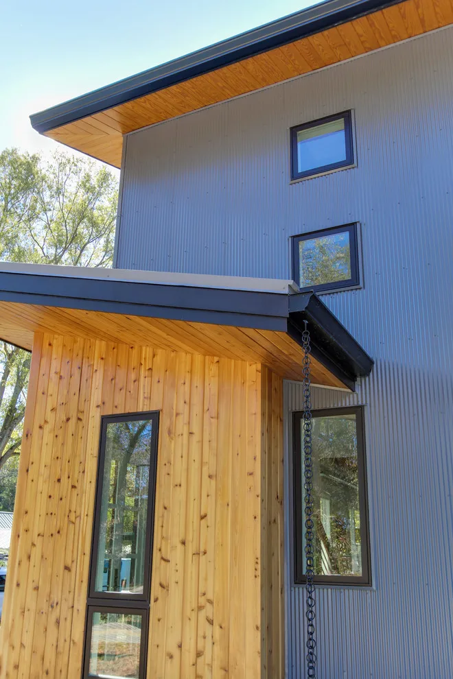 Modern Home in Carrboro by Sophie Piesse Architect, PA - Photo 13