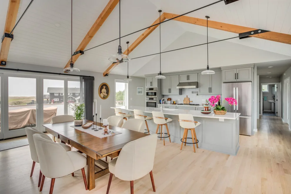 Luethe Lane Coastal Retreat by EFA Inc. - Photo 8