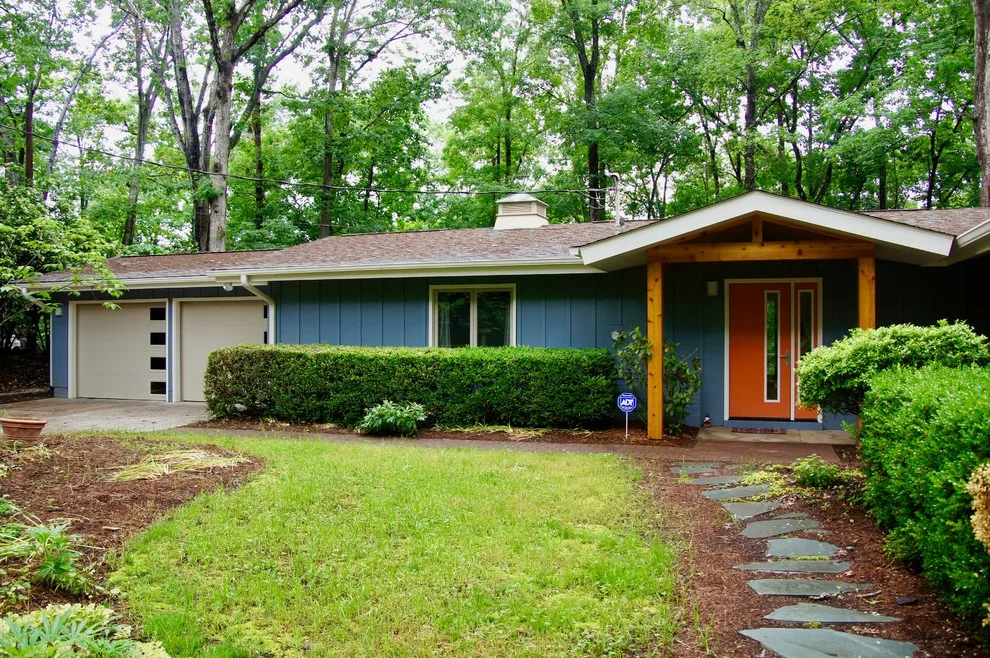 Chapel Hill Modern Renovation Project by Sophie Piesse Architect, PA - Photo 18