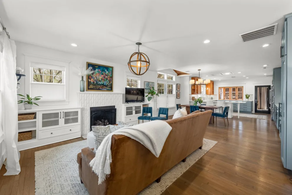 Historic Enfield Cottage by Barley|Pfeiffer Architecture - Photo 11