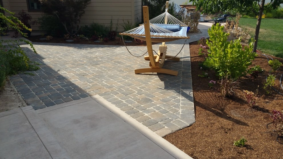 Titan Landscaping - Photo 8