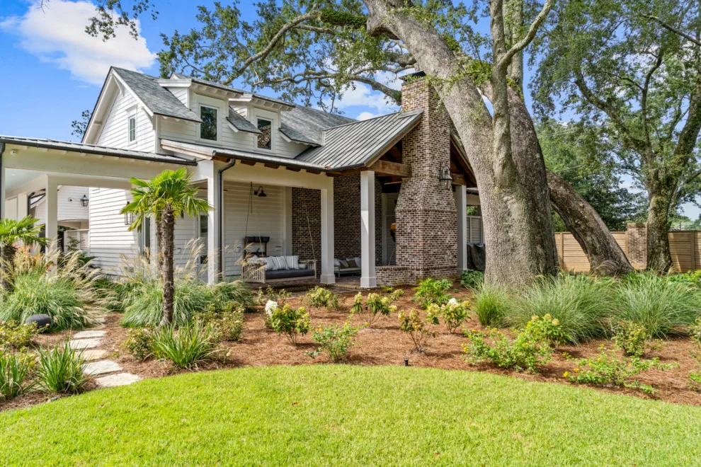 Ancient Oak Island by Bob Chatham Custom Home Design - Photo 4