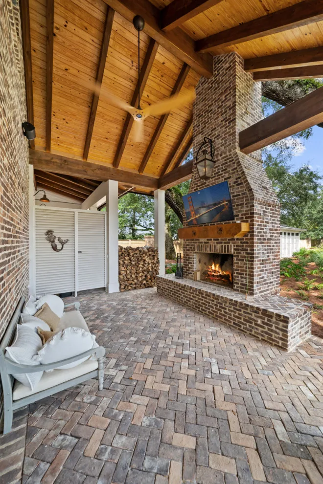 Ancient Oak Island by Bob Chatham Custom Home Design - Photo 28