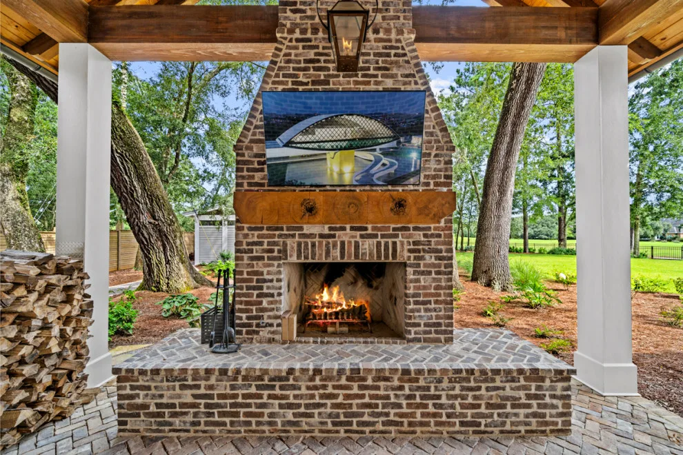 Ancient Oak Island by Bob Chatham Custom Home Design - Photo 44