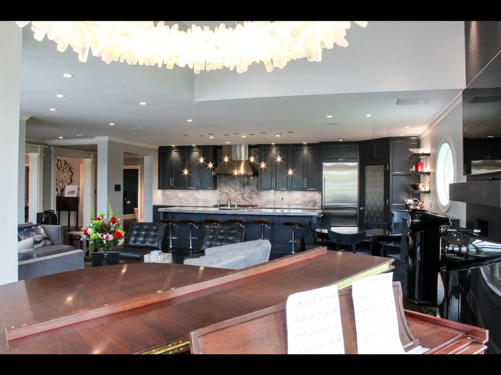 Timeless Allure by Helman Sechrist Stoelting Architecture - Photo 12