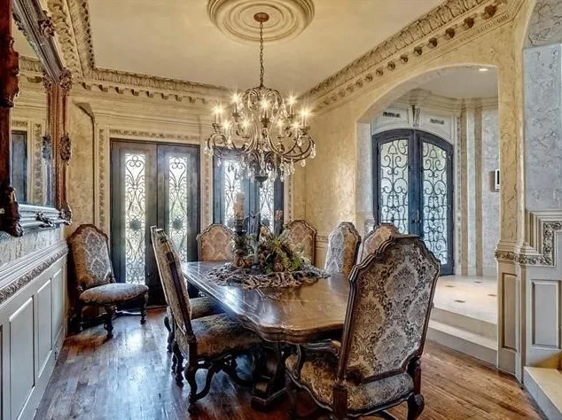 Heritage Style Design - Colleyville, Texas by Distinctive Dwellings - Thayne Hillrichs - Photo 4