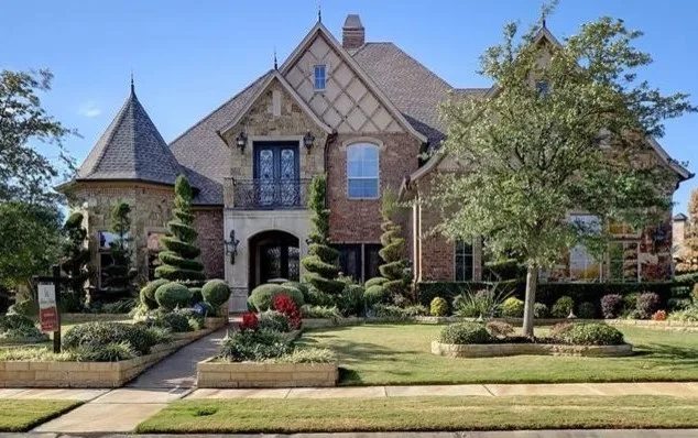 Heritage Style Design - Colleyville, Texas by Distinctive Dwellings - Thayne Hillrichs - Photo 2