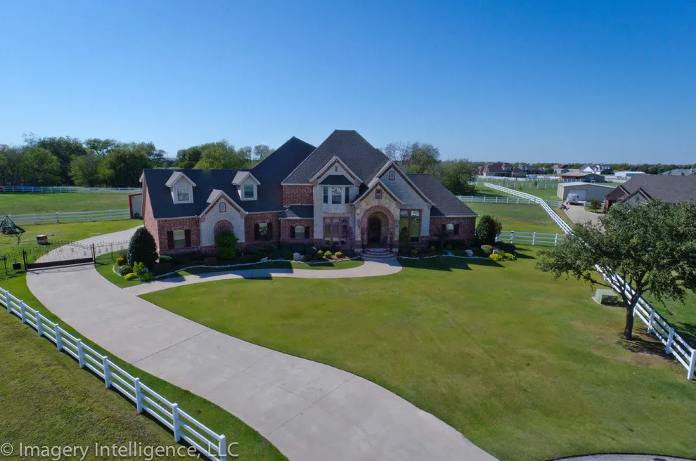 Facade Designs - Various Styles by Distinctive Dwellings - Thayne Hillrichs - Photo 115