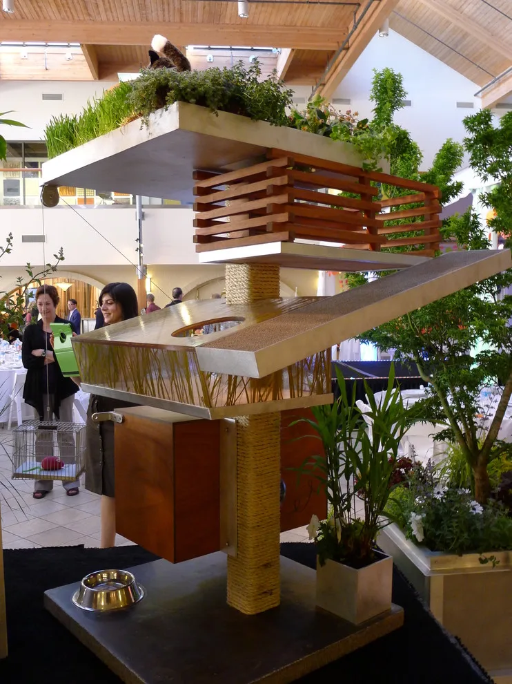 Single Cat Tower by Tom Kuniholm Architects - Photo 4