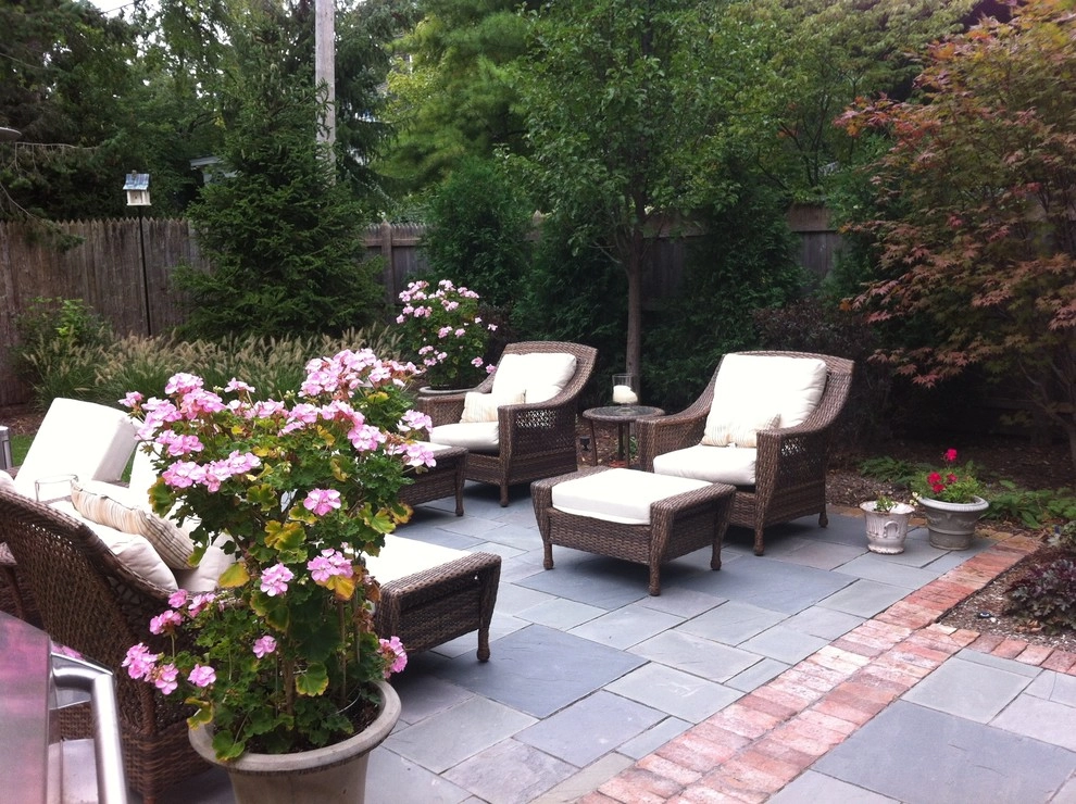 Winnetka Residence by Tommy Pollina Landscape Company Inc. - Photo 2