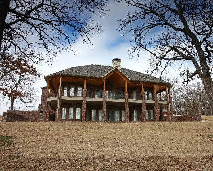 Country Style Facade by Heritage Architecture - Photo 3