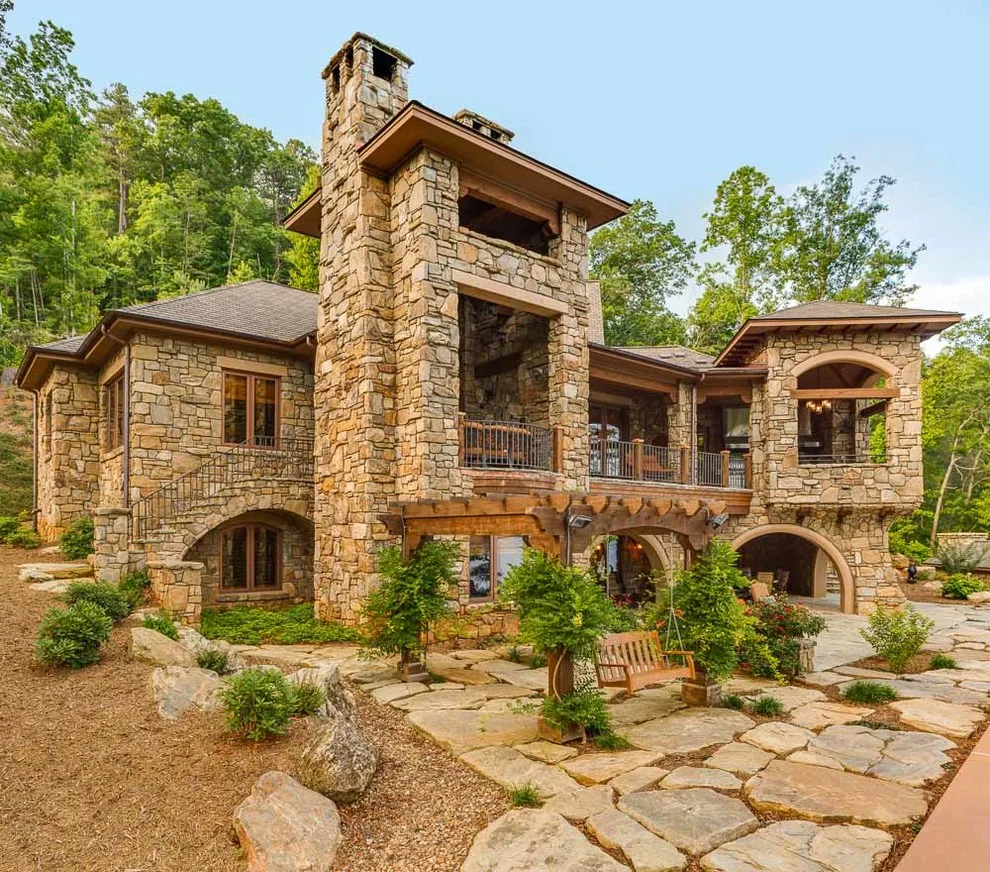 Lake Jocassee Villa by Tindall Architecture Workshop - Photo 6