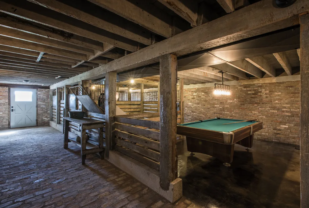 Stable by Rock Paper Hammer - Photo 10