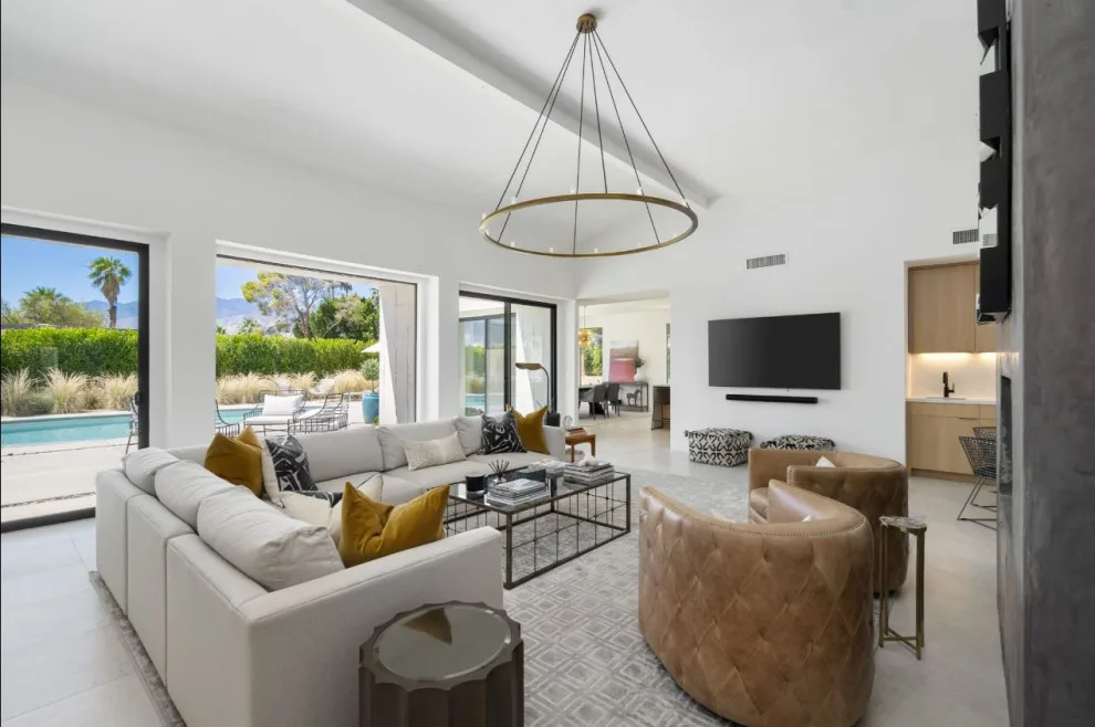 Palm Springs Revamp by Mark E. Nelson, Architect - Photo 12