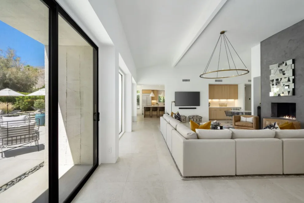 Palm Springs Revamp by Mark E. Nelson, Architect - Photo 10