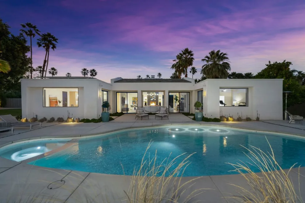 Palm Springs Revamp by Mark E. Nelson, Architect - Photo 14