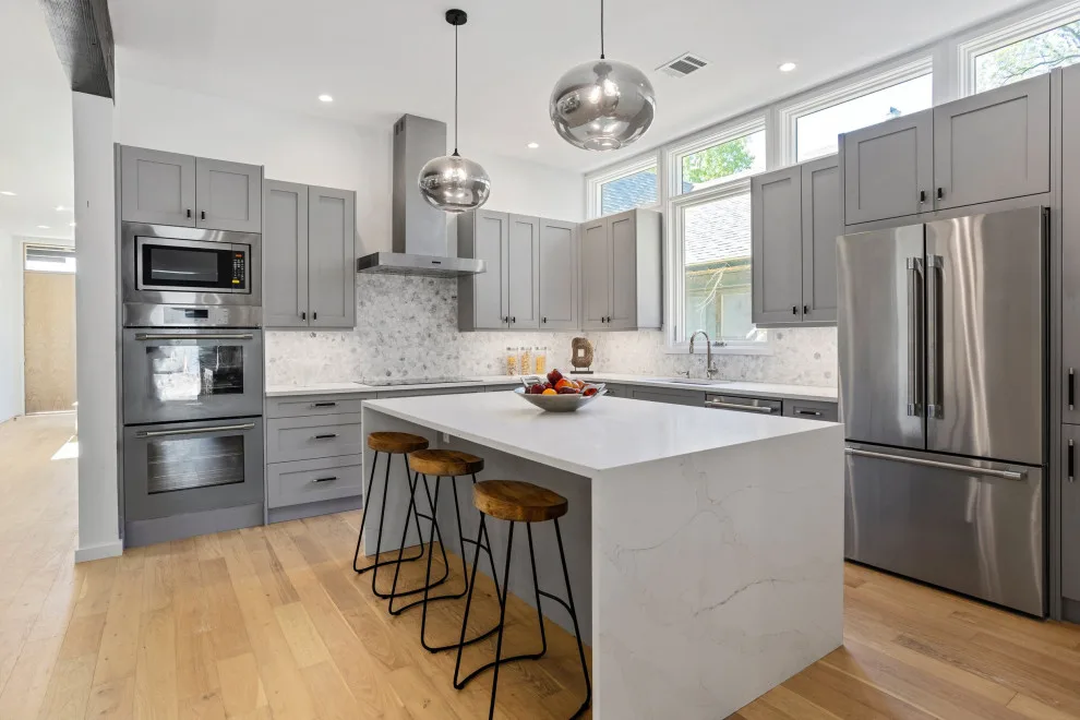 Thomas Place - New Residence - Arlington Heights by David C. Fowler Architecture Texas LLC - Photo 4